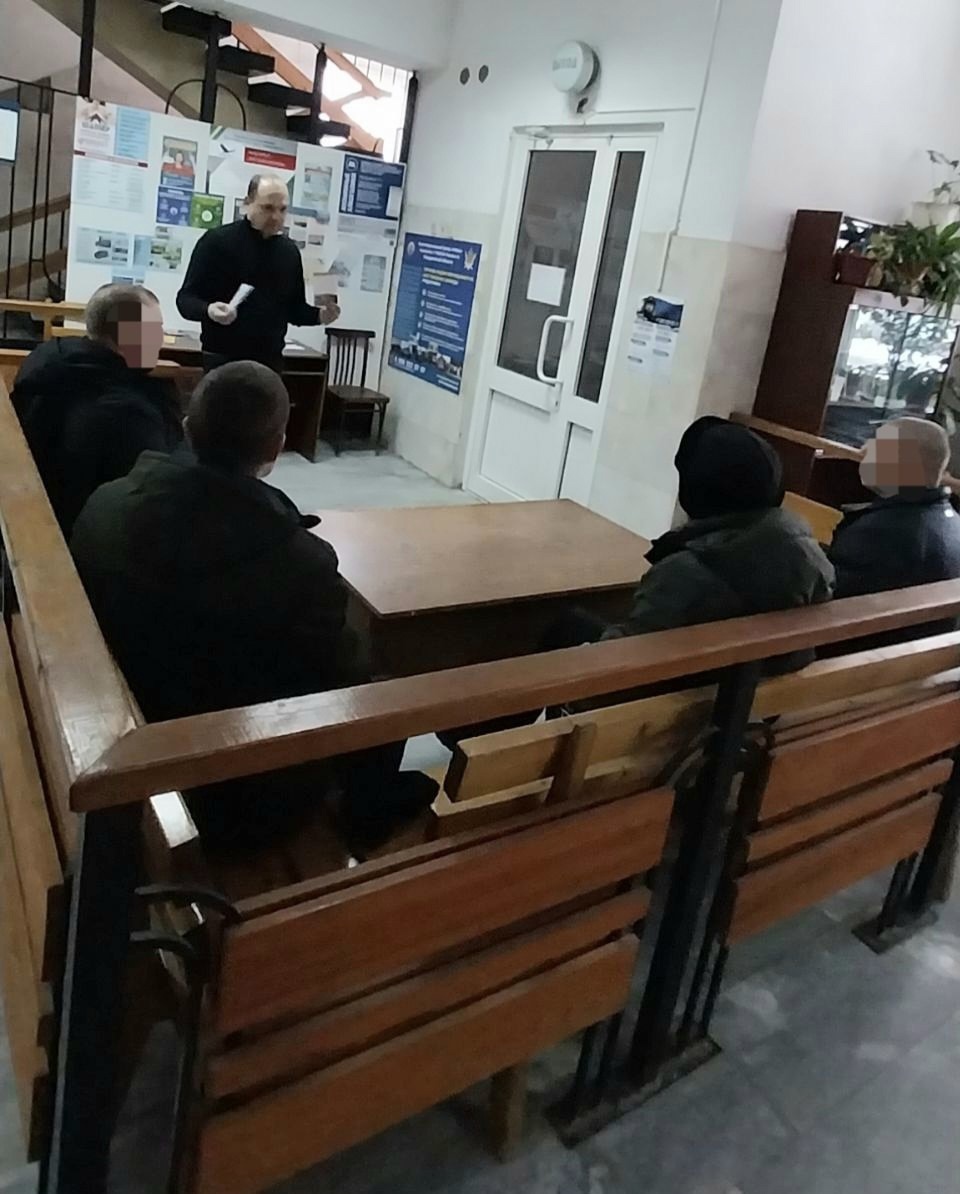  Помощь людям, у которых наказание не связано с лишением свободы