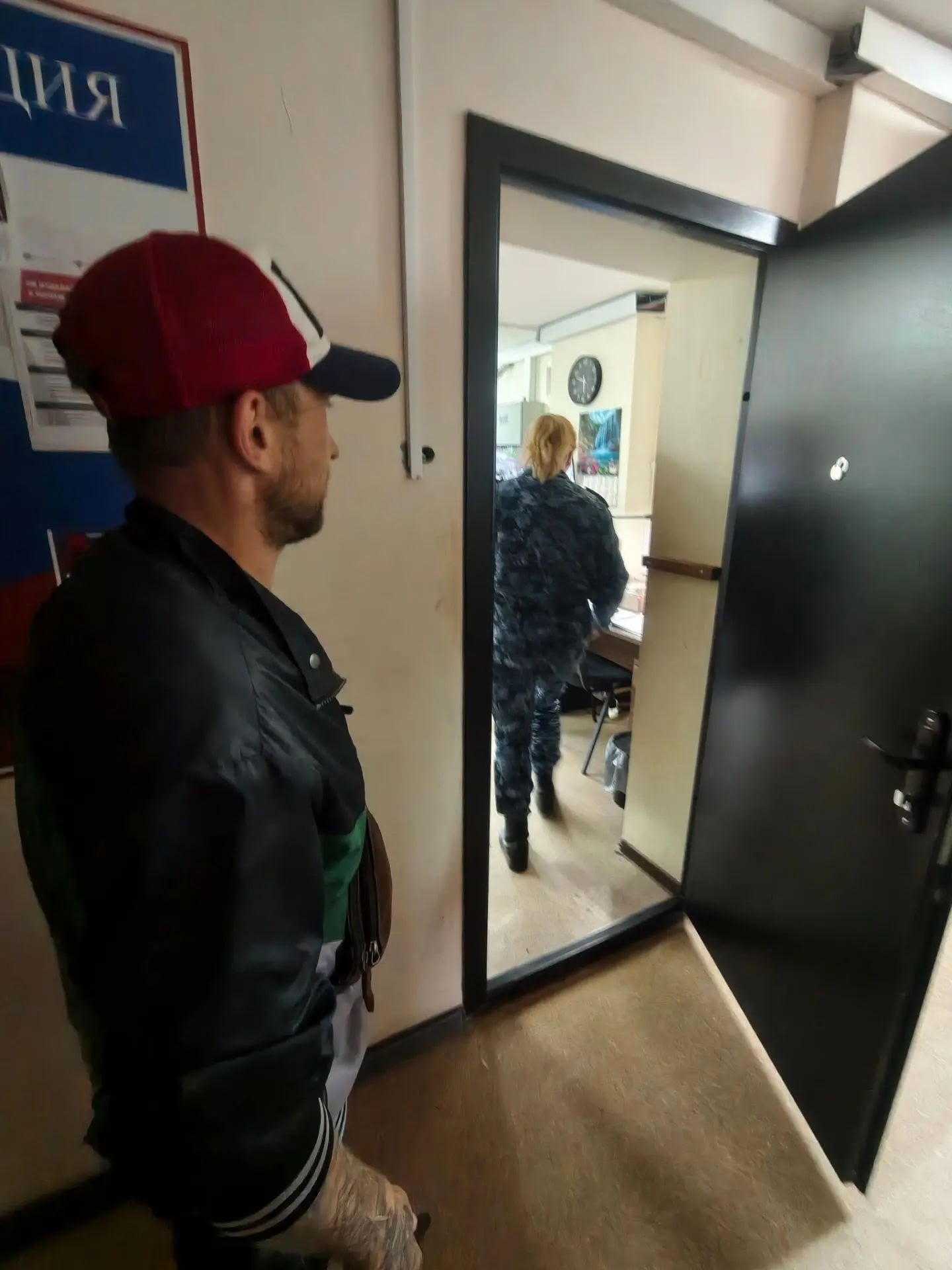 Наши психолог и юристы работают в местах лишения свободы